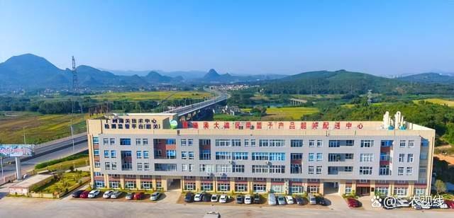 1661049927275680.jpeg ae51f3deb48f8c54e1f4fd170465feffe0fe7fbd.jpeg